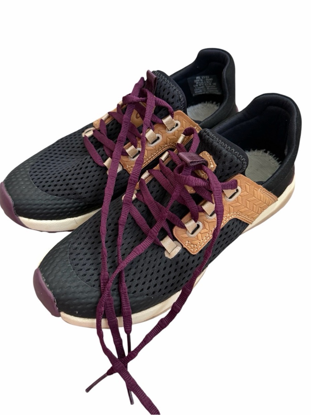 Olukai Women's Wailuku Walking Sneaker